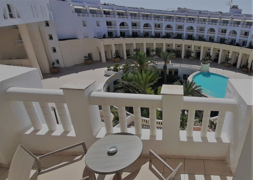 Medina Solaria and Thalasso 33/50