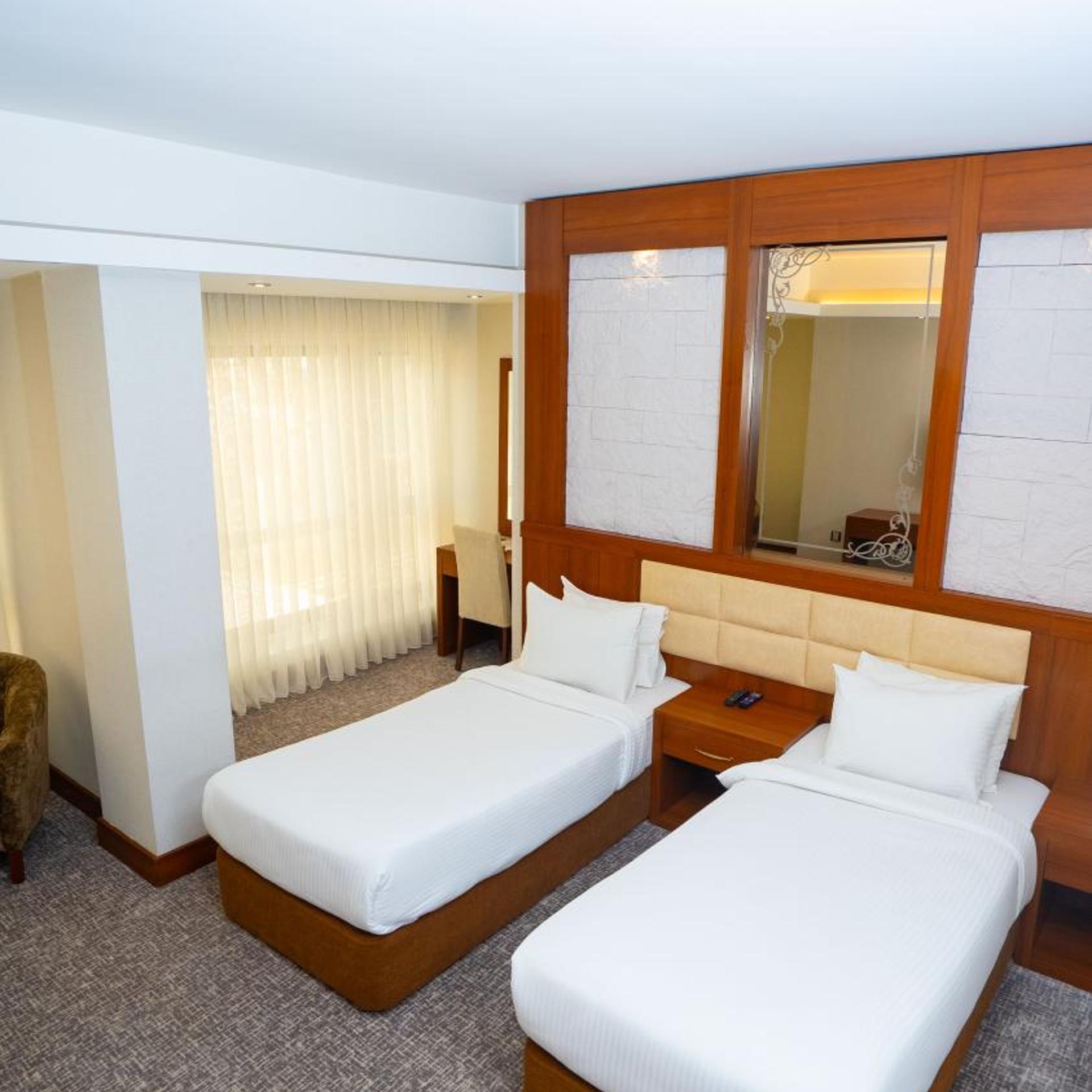 Shaheen Hotel Baghdad 24/63