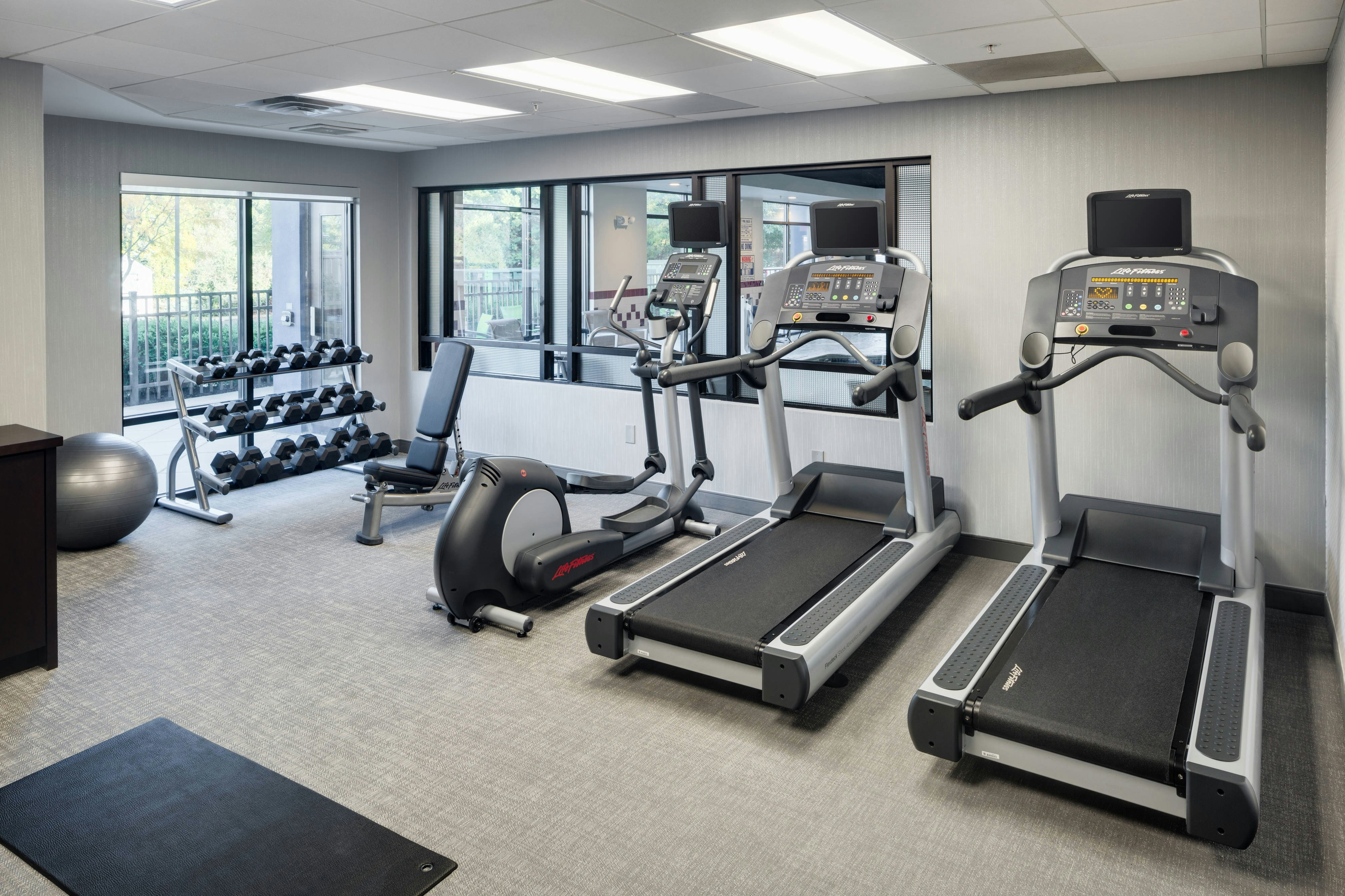SpringHill Suites Milford 2/5