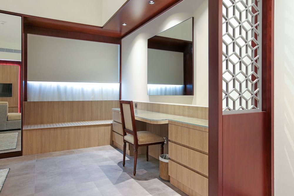 Sitara Hotel Apartment L.L.C 42/51