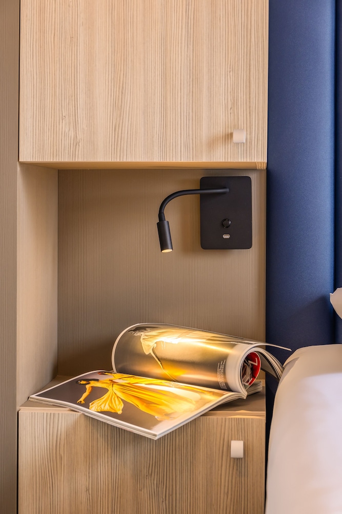 Ibis Styles Saint Quentin 12/59