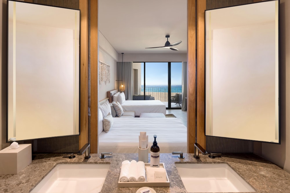 جناح بسريرين كوين بإطلالة على البحر بغرفة نوم واحدة، Grand Hyatt Los Cabos Resort, Golf & Spa, All-Inclusive 6/6