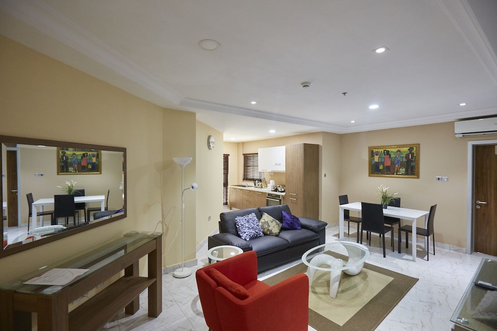 Belanova Apartments & Suites 26/45