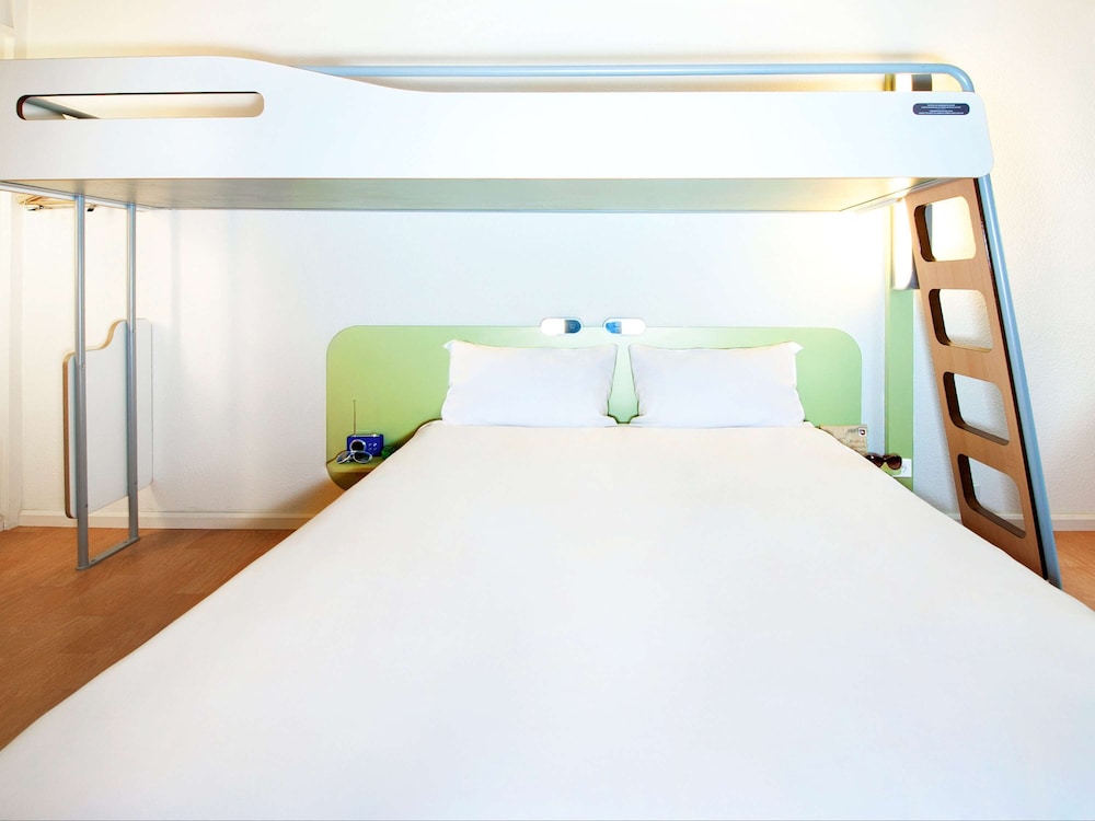 Ibis Budget Orgeval 20/40