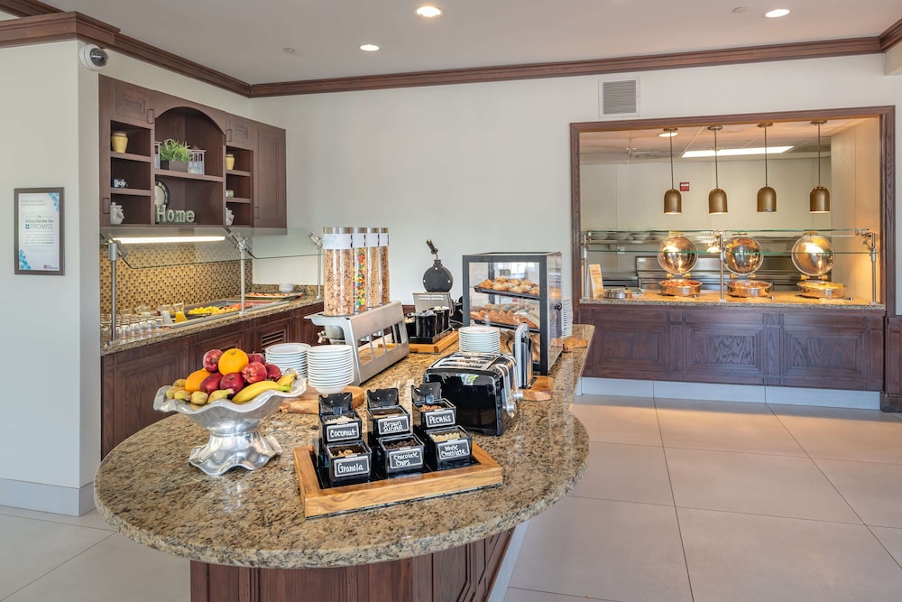 Hilton Garden Inn Granbury 54/64
