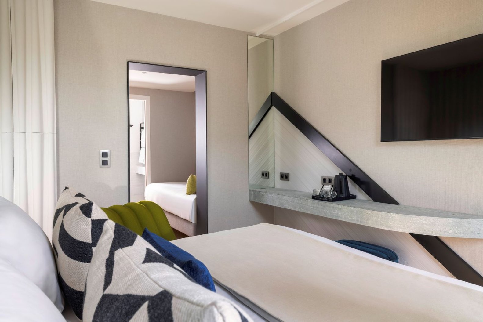 Hotel Raspail Montparnasse 13/28