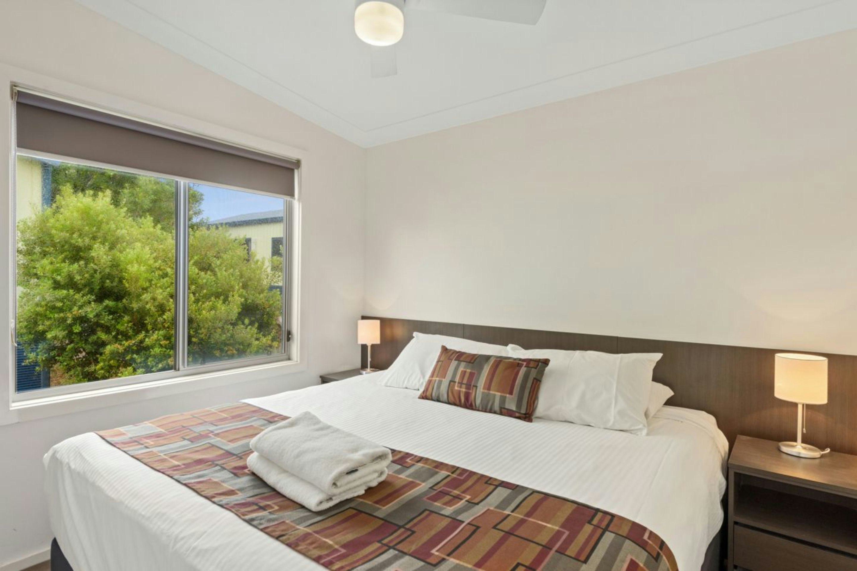 2 BEDROOMS, DELUXE, CABIN