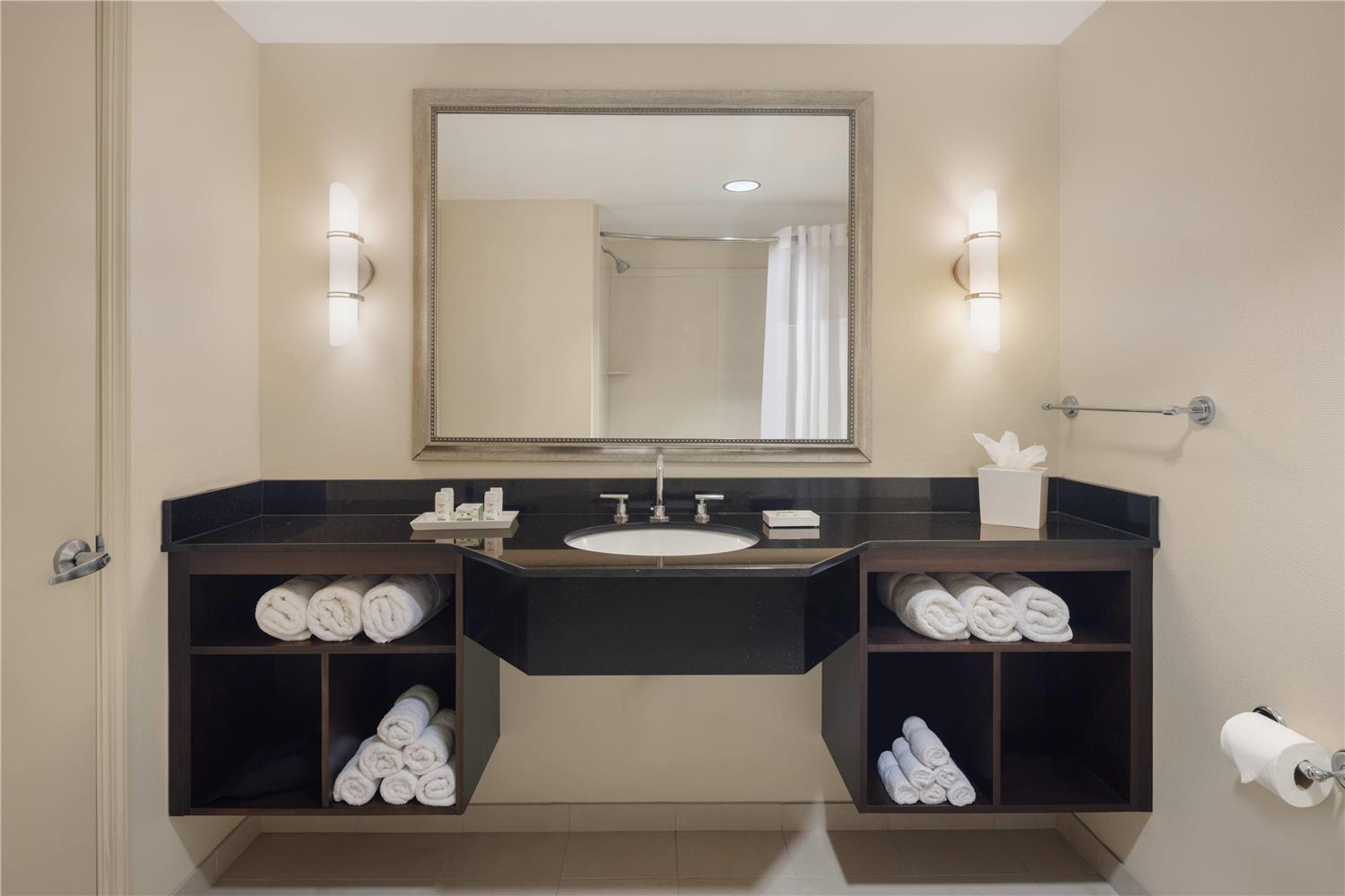 Ramada Plaza by Wyndham Orlando Resort & Suites Intl Drive 22/22