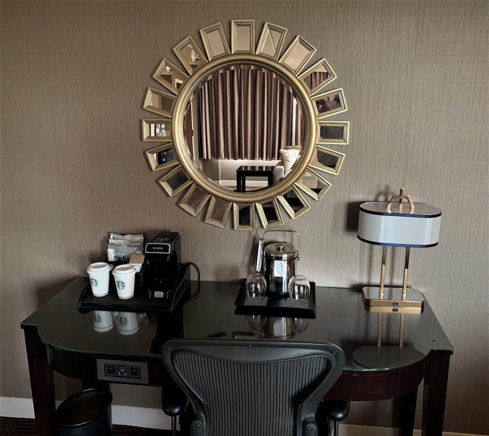 Sheraton Lisle Naperville Hotel 25/34