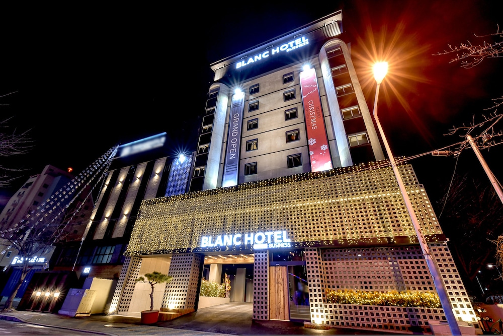 Blanc Business Hotel in BUSAN