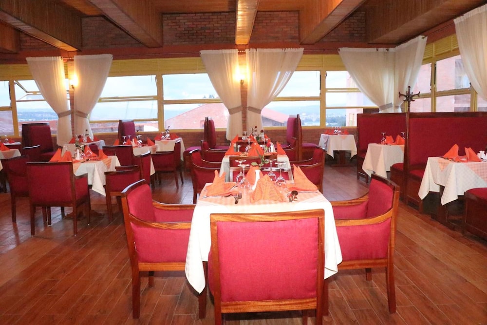Sainte Famille Hotel 43/47