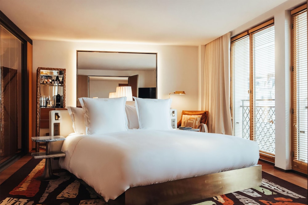 Sax Paris, LXR Hotels & Resorts 12/56