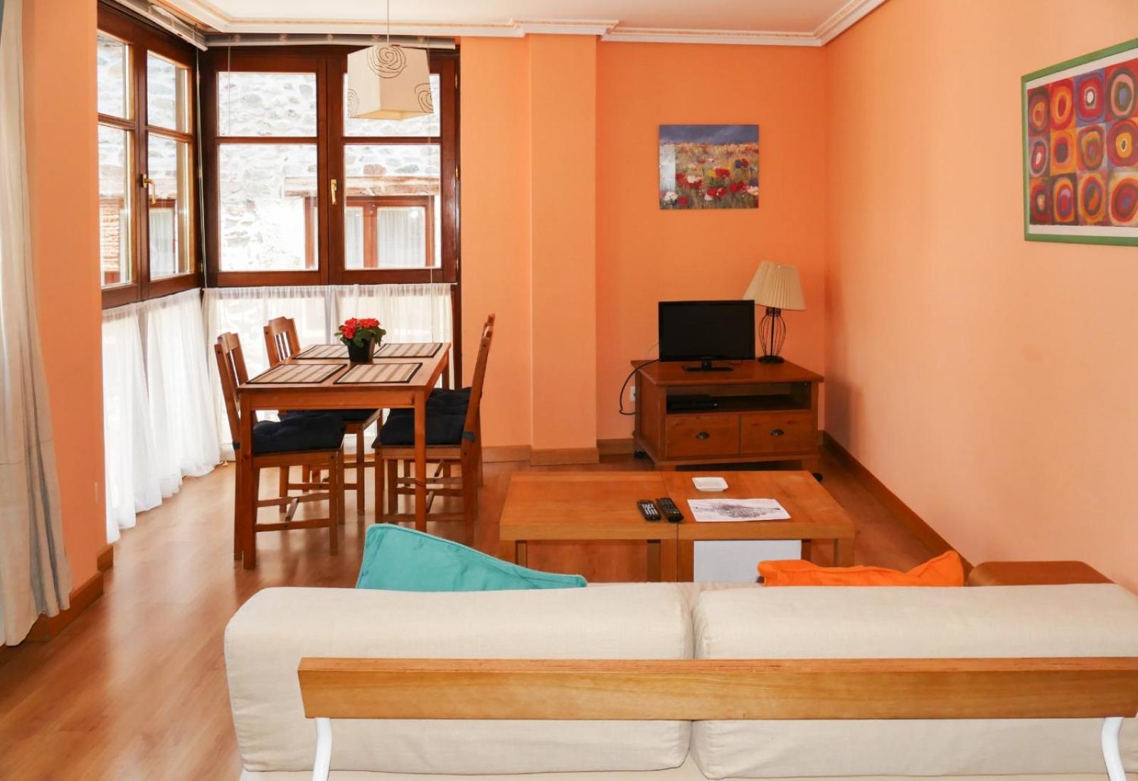 Apartamentos Rurales Altuzarra 10/16