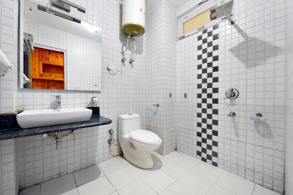 Hotel Mai Vrindavan 18/21