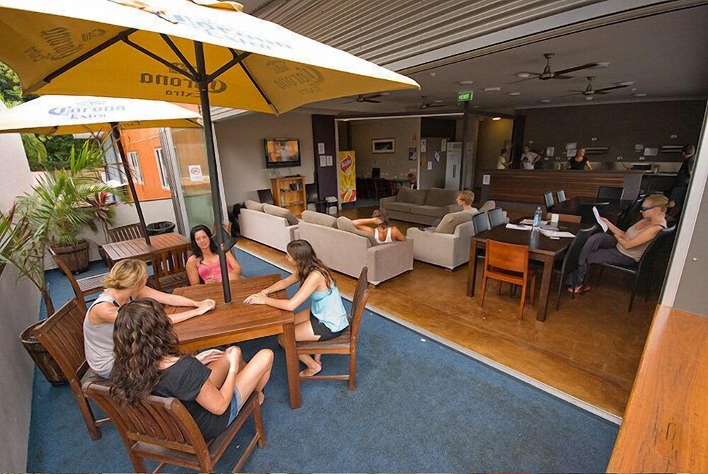 Global Backpackers - Port Douglas 20/29