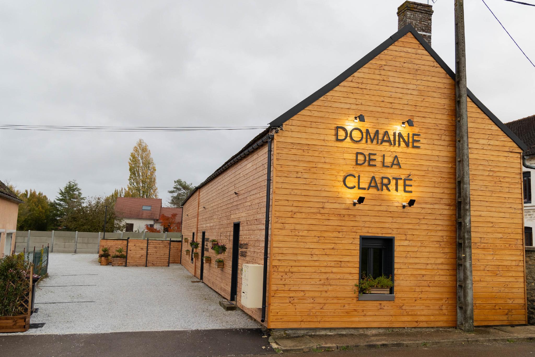 Le Domaine de la Clarte 1/23