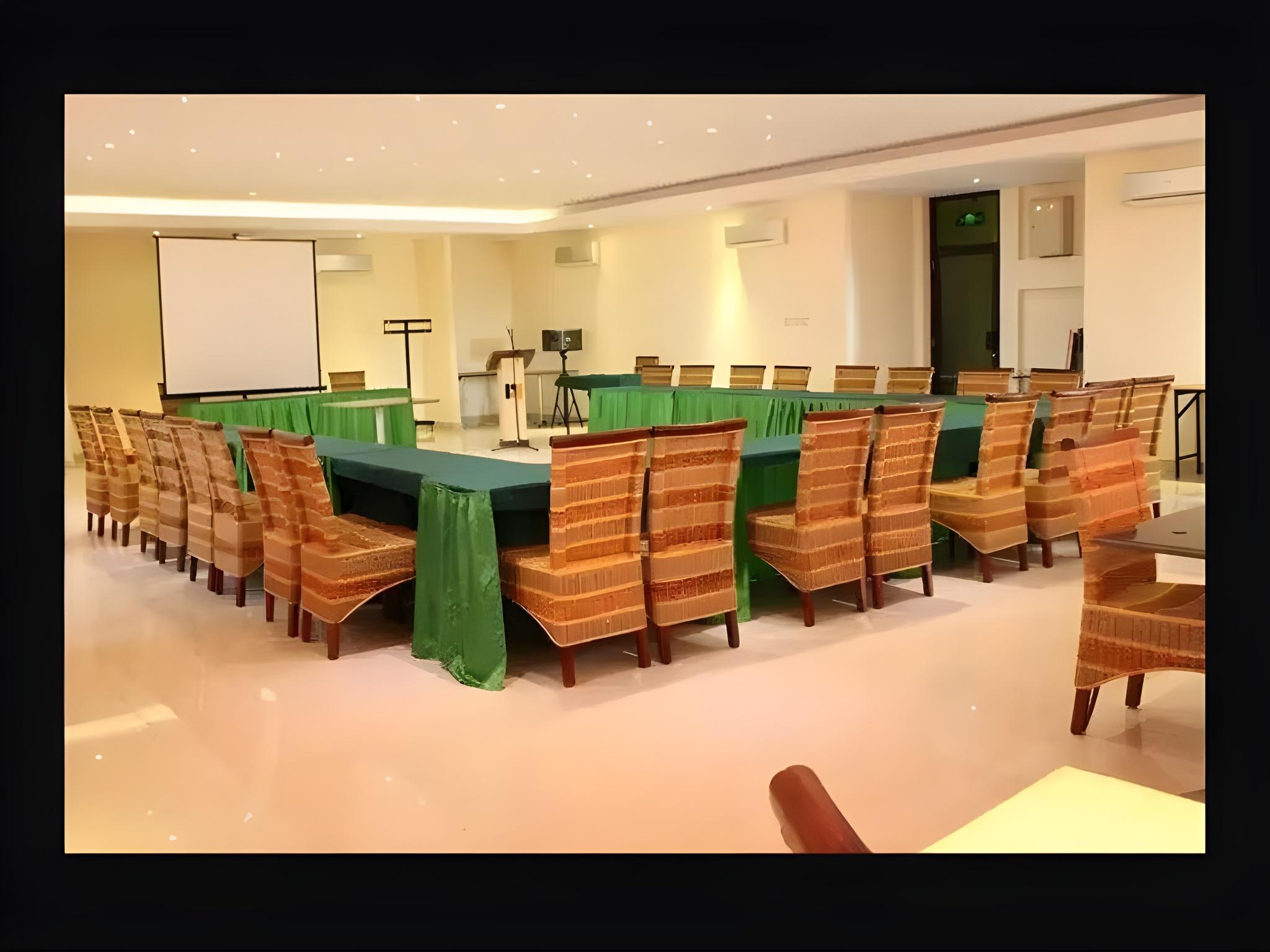 Pundi Rejeki Hotel 29/32