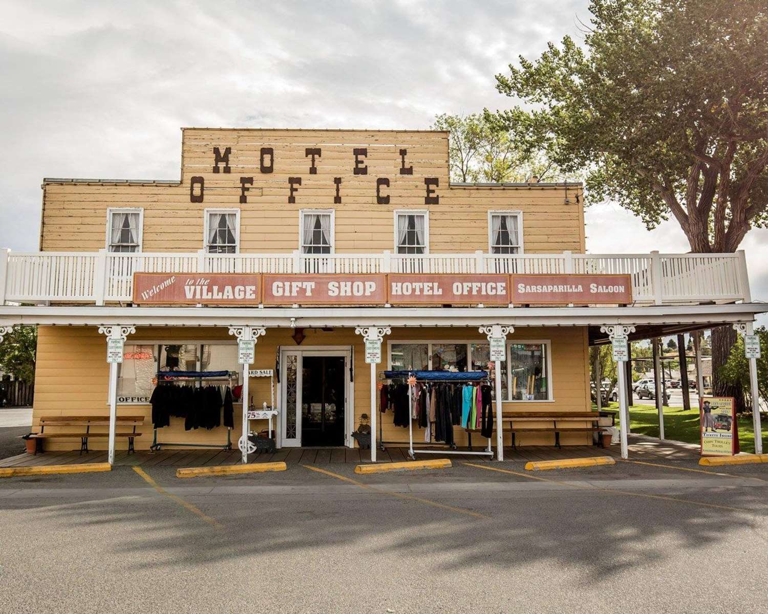 Comfort Inn At Buffalo Bill Village Resort