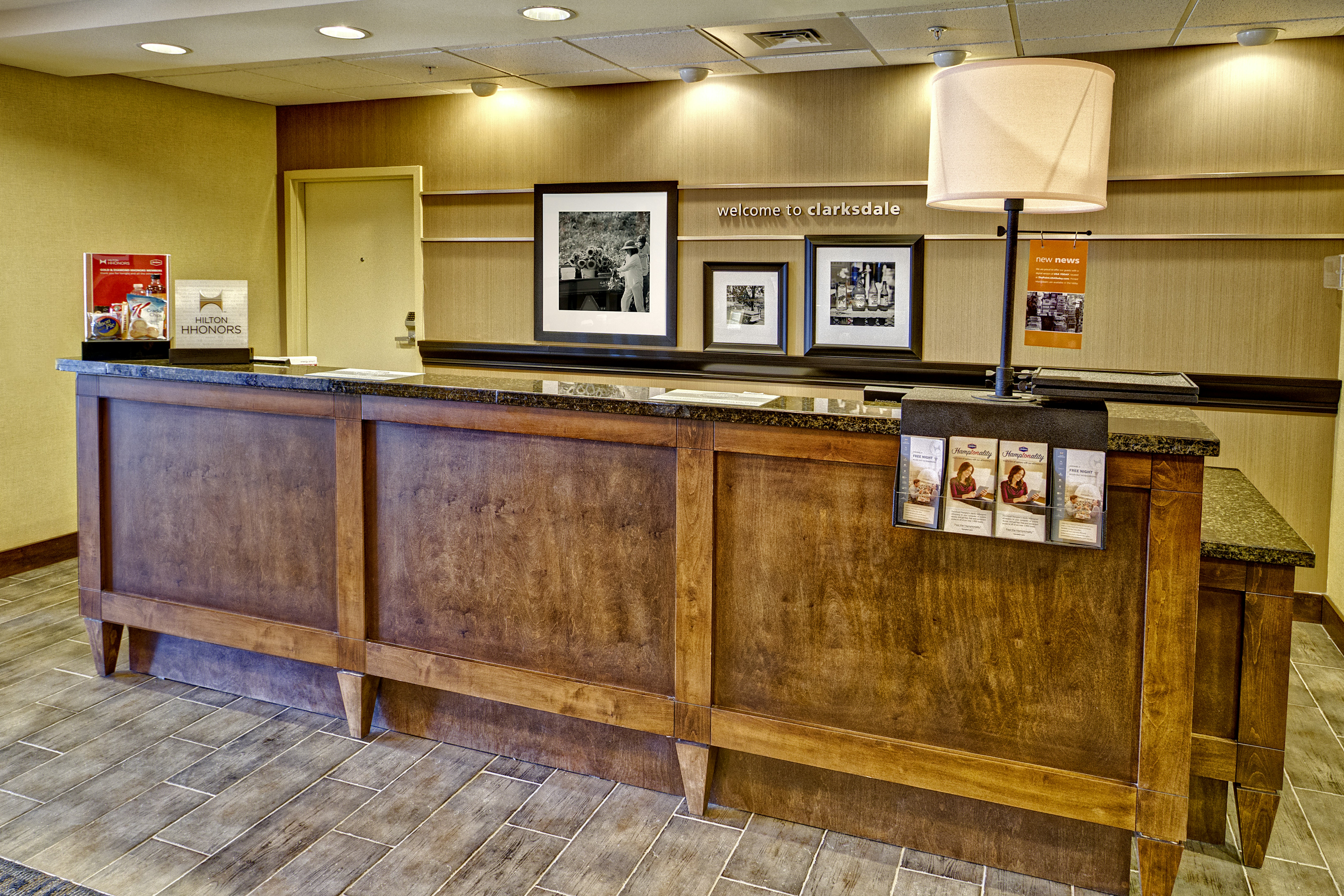 Lobby at HAMPTON INN CLARKSDALE MS, CLARKSDALE - MS