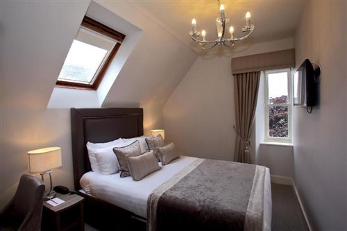 Comfort, Double or Twin Bed