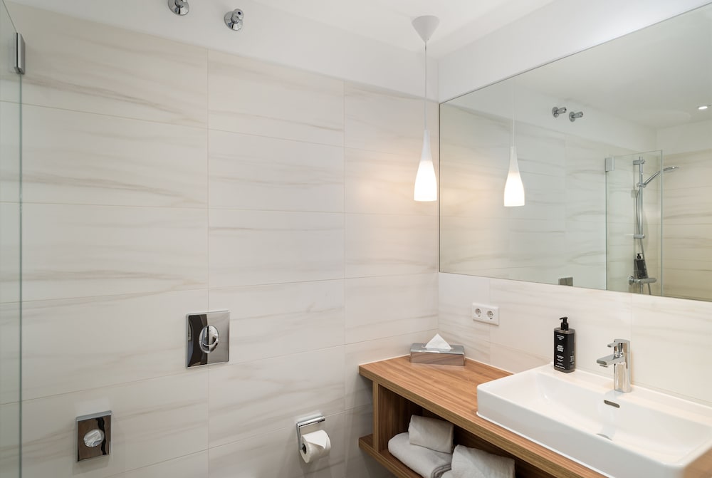 elaya hotel regensburg city center, Trademark by Wyndham 32/36