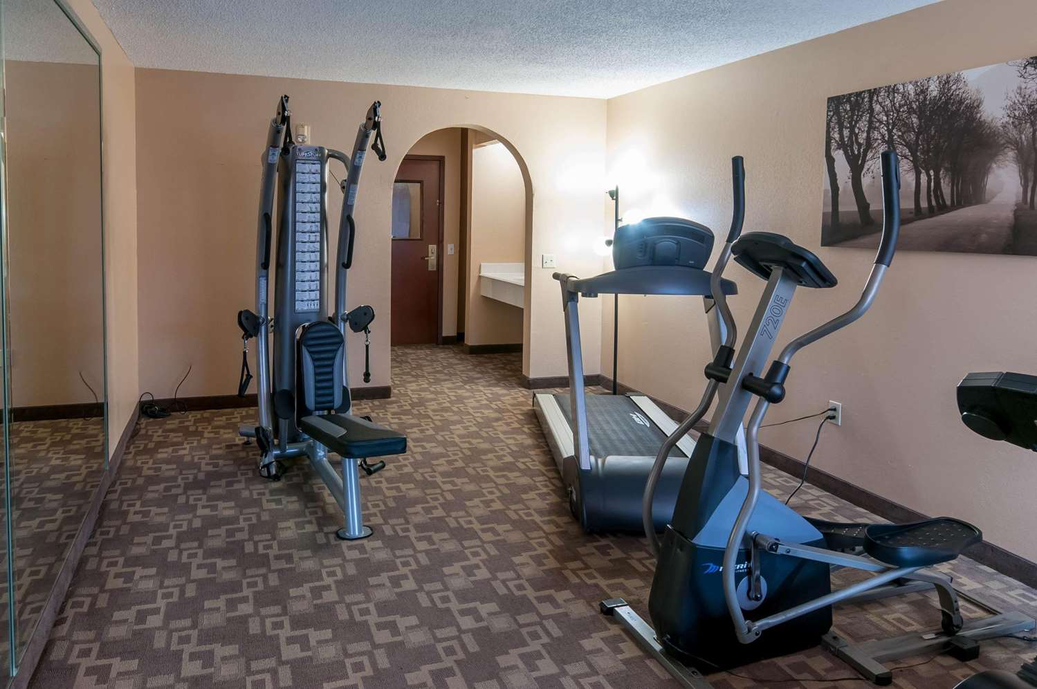 Comfort Inn North Conroe, TX 26/48