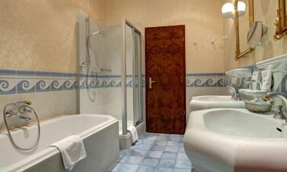 Hotel Villa Heine 38/42