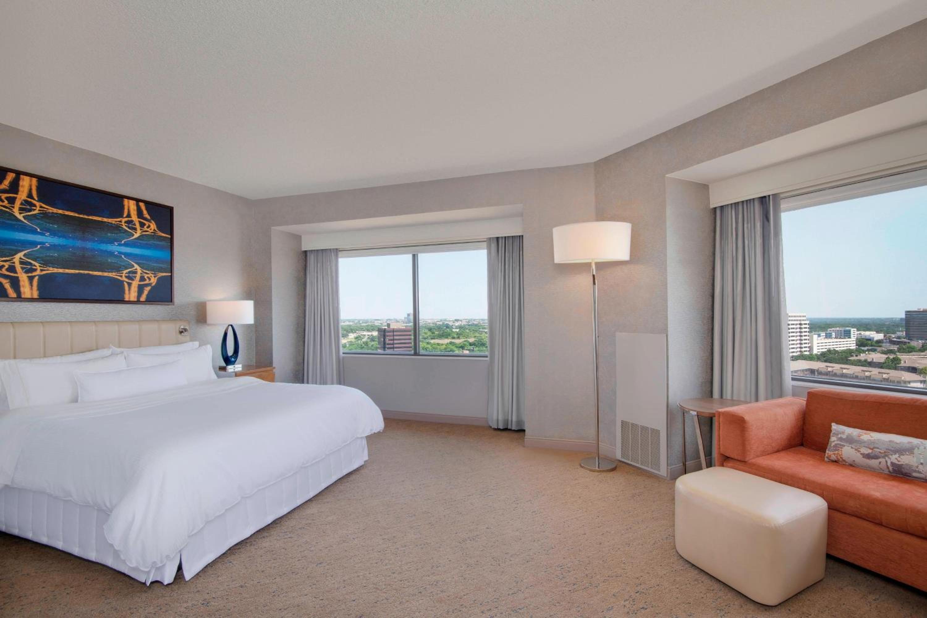 Room at The Westin Dallas Park Central, DALLAS - TX