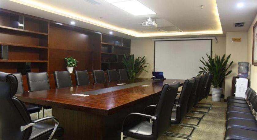 Antai Century Hotel 46/48