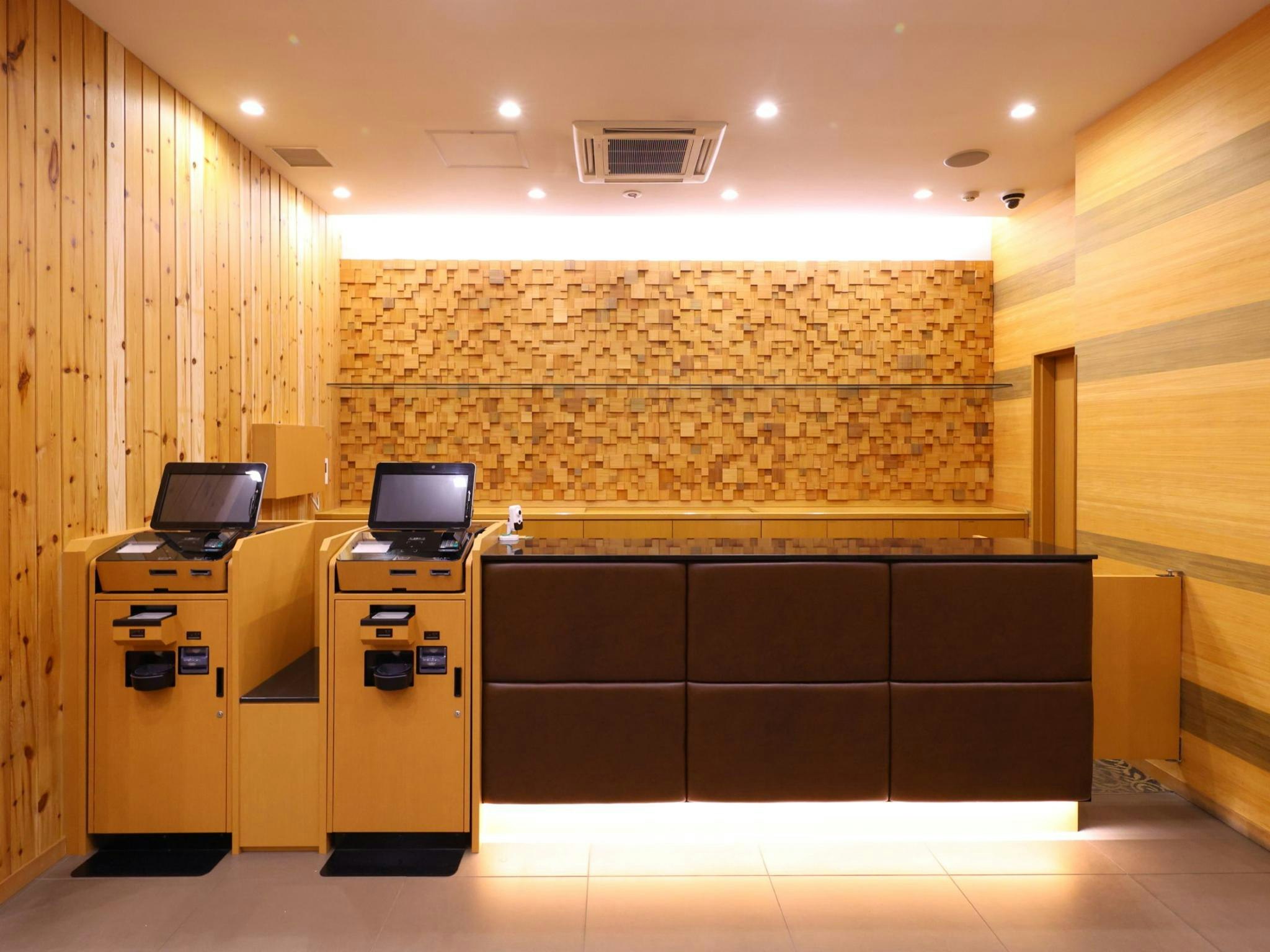 Lobby at Dormy Inn Sapporo Annex, SAPPORO