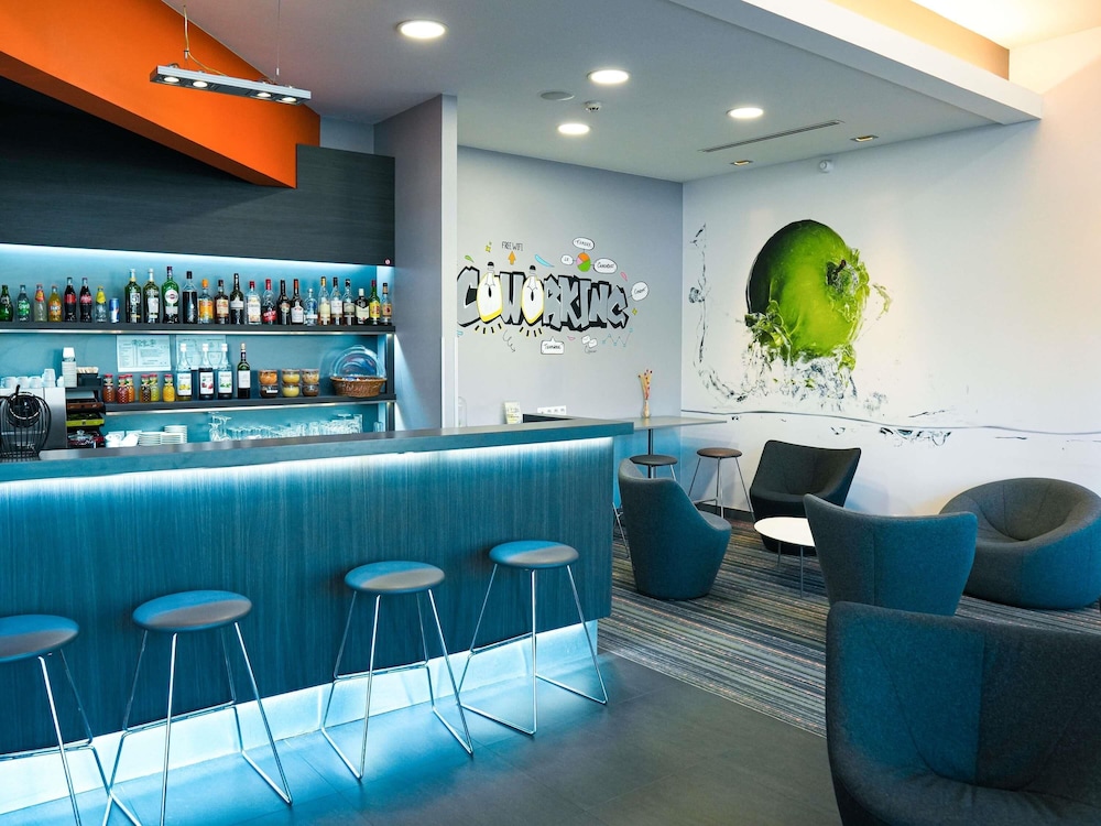 IBIS STYLES CAEN CENTRE GARE 43/60
