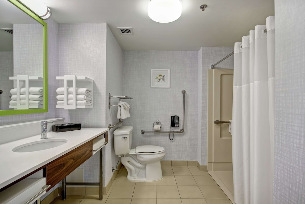 Hampton Inn and Suites by Hilton Guelph 15/58