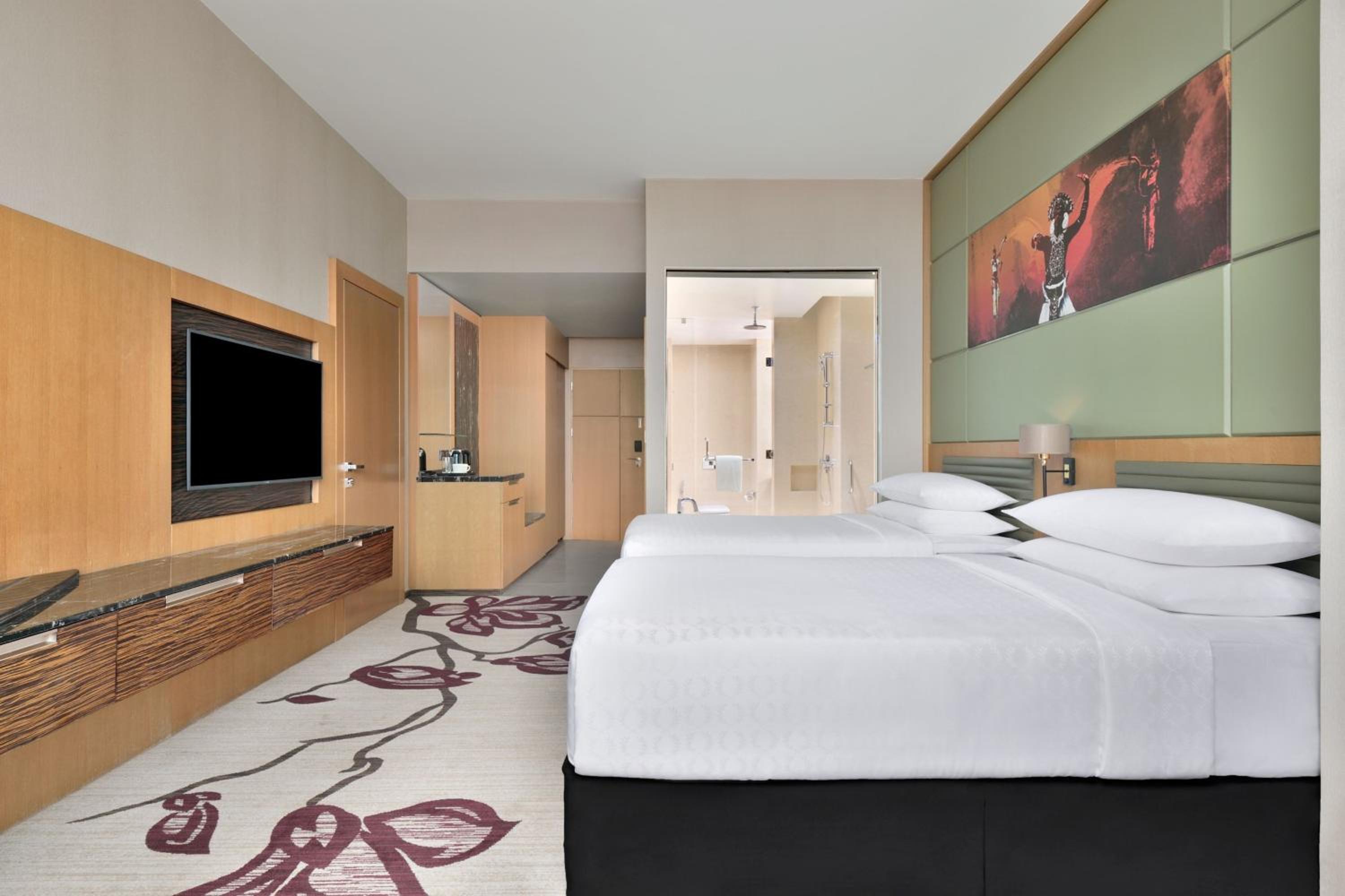 Deluxe, Ocean View