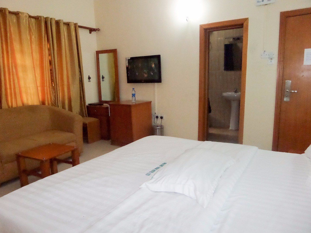Gilford View Hotels Ltd 6/25