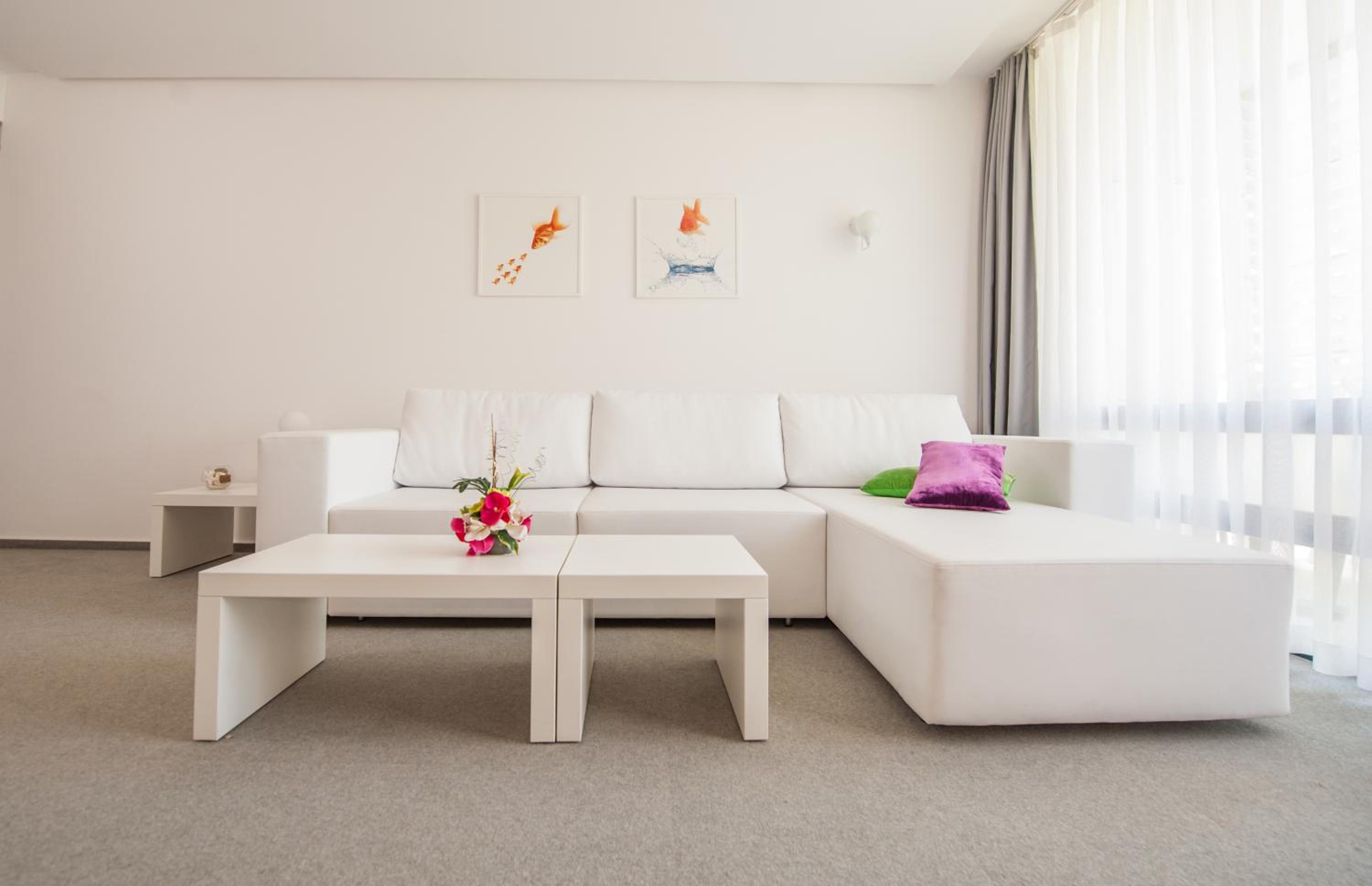 Hotel Melodia 30/50
