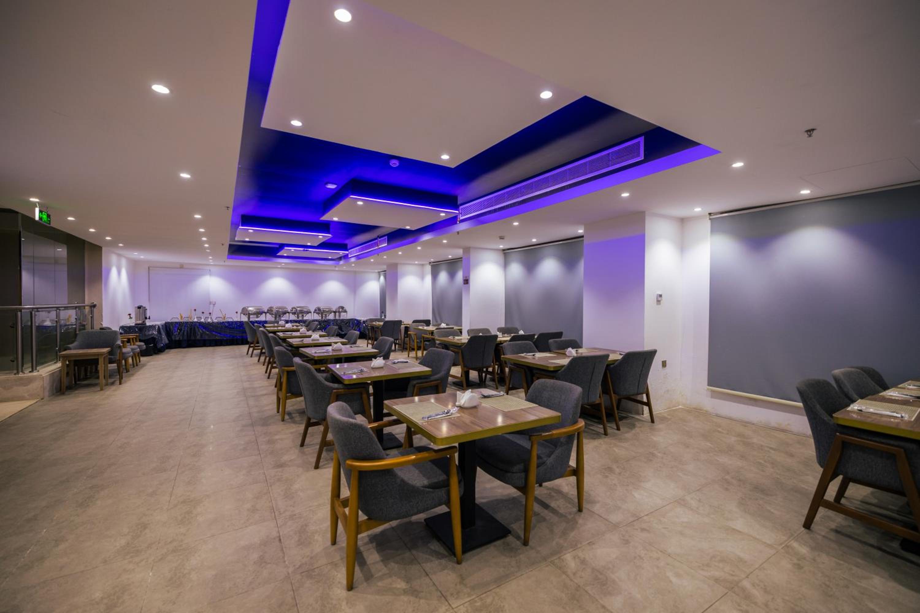 فندق ميرنيان(Mirnian Hotel) 33/40