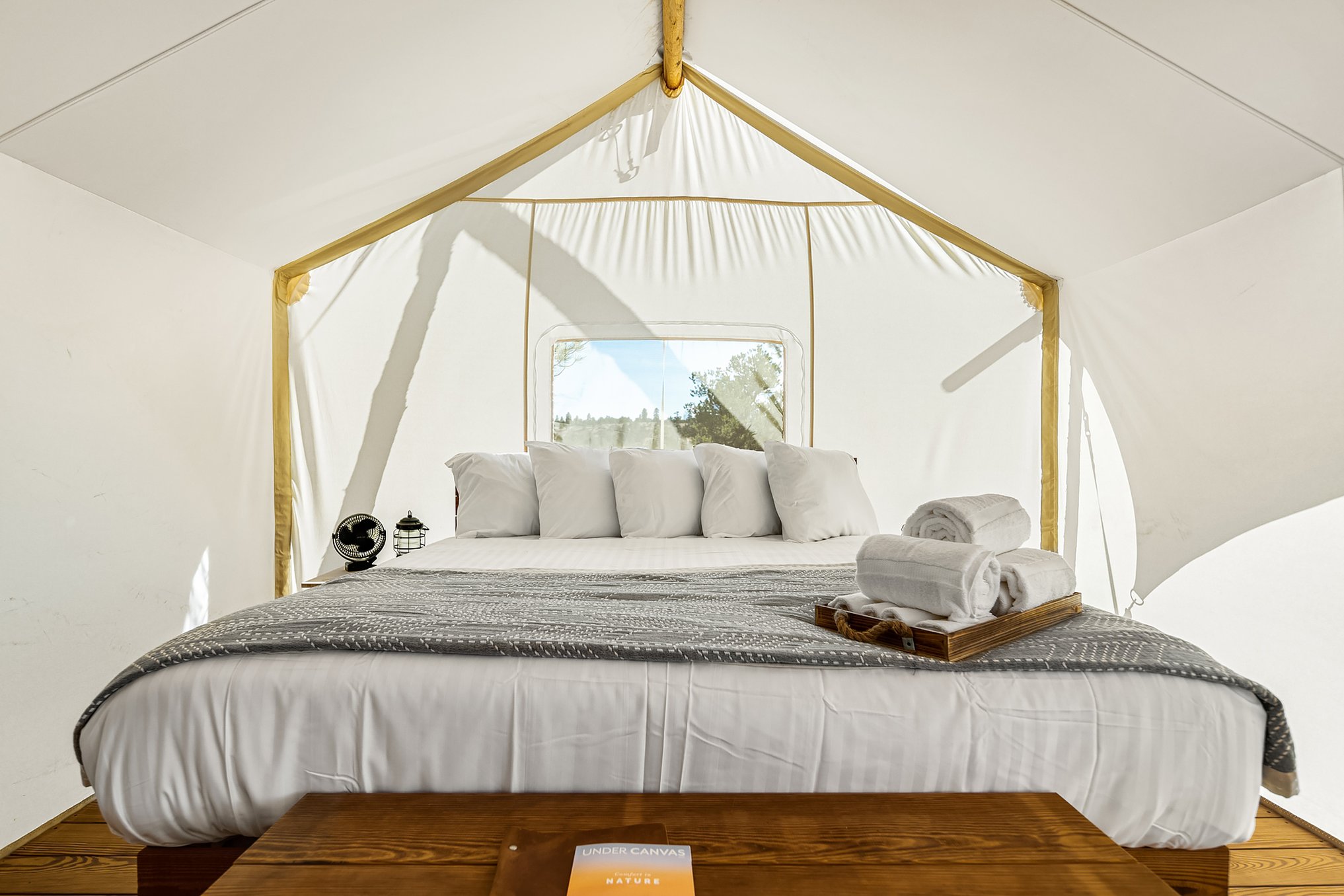Under Canvas Yosemite 8/50