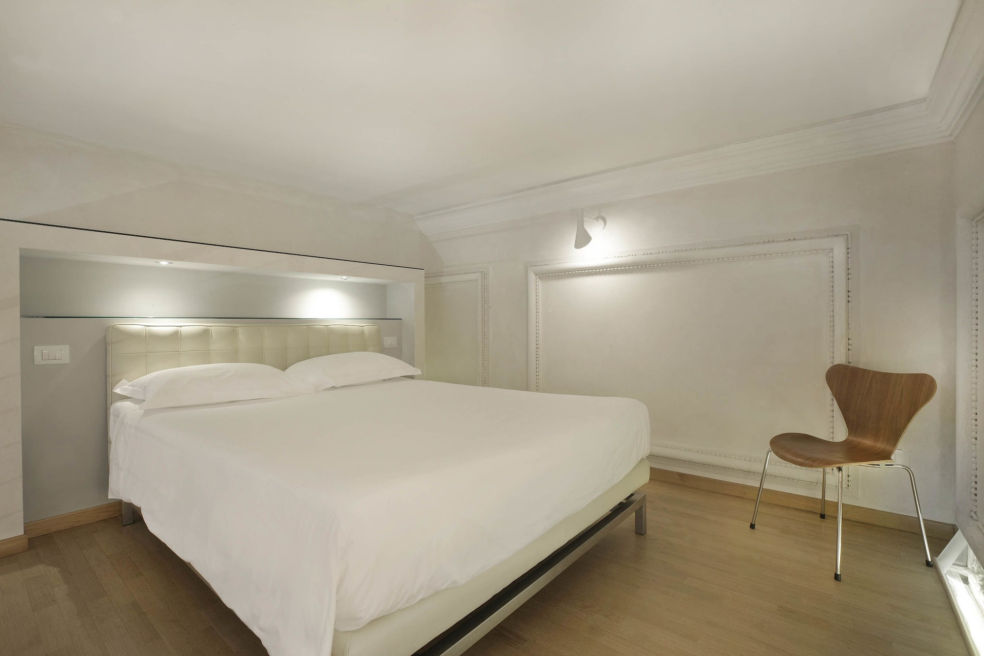 COMFORT, SUPERIOR, DOUBLE BED