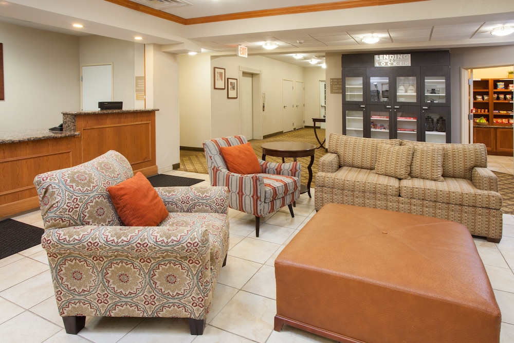 Candlewood Suites Merrillville 26/35