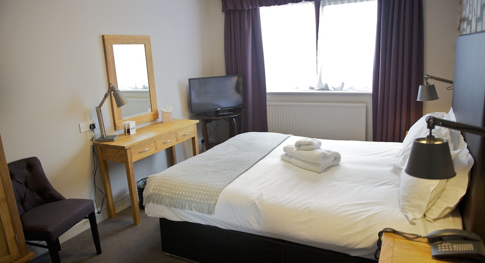 Stonehouse Court Hotel 10/80