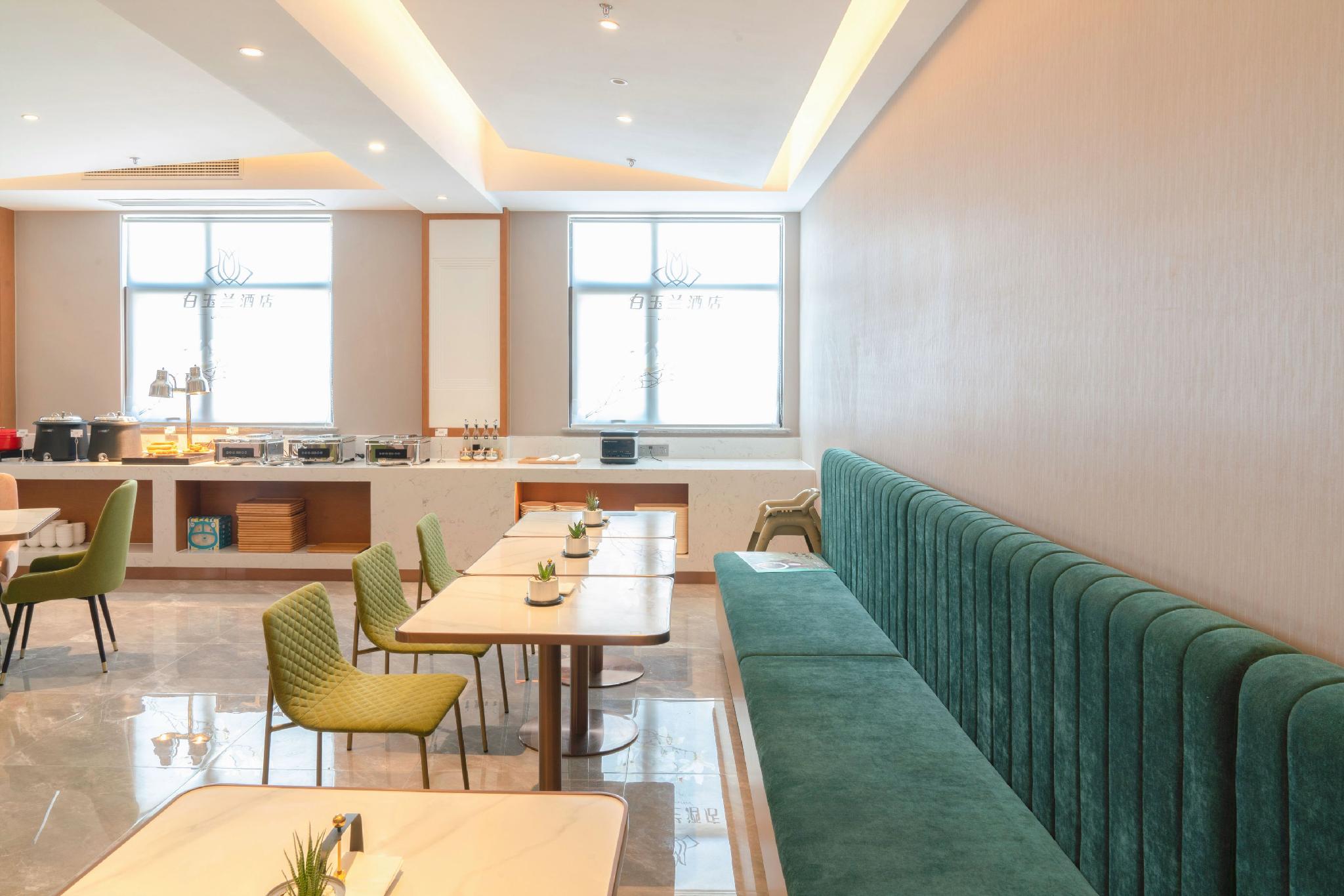 Magnotel Hotel (Shanghai Fengxian Xinsiping Highway) 51/56