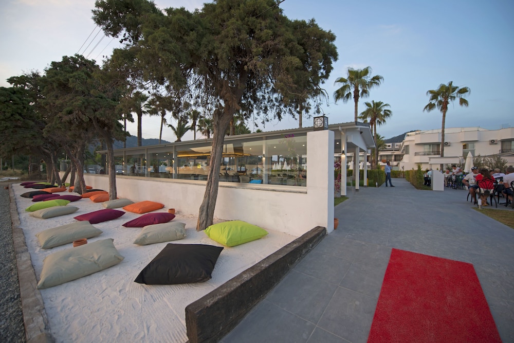 Voxx Marmaris Beach Resort Adult Only +16 8/52