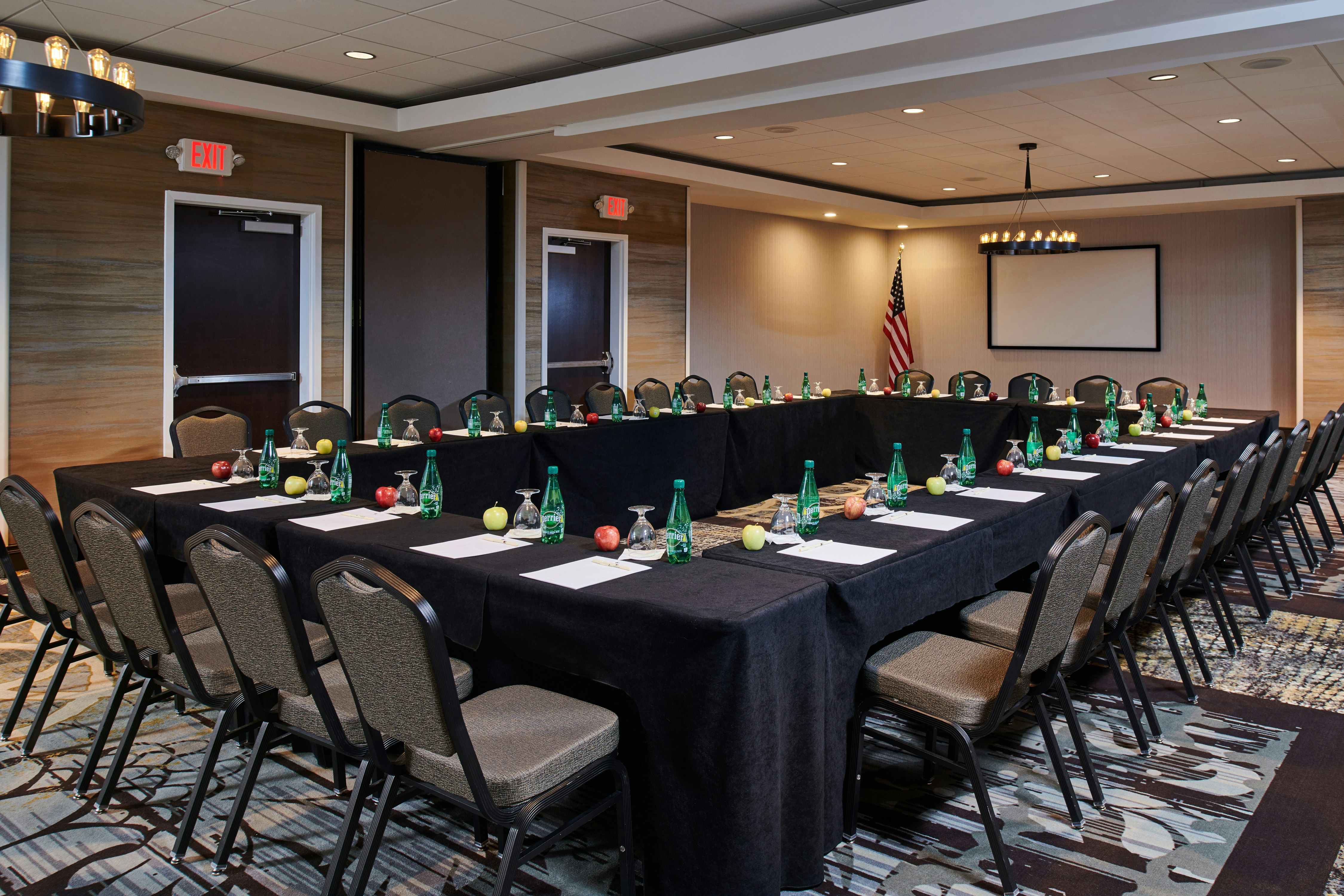 Doubletree By Hilton Raleigh Crabtree Valley 36/48