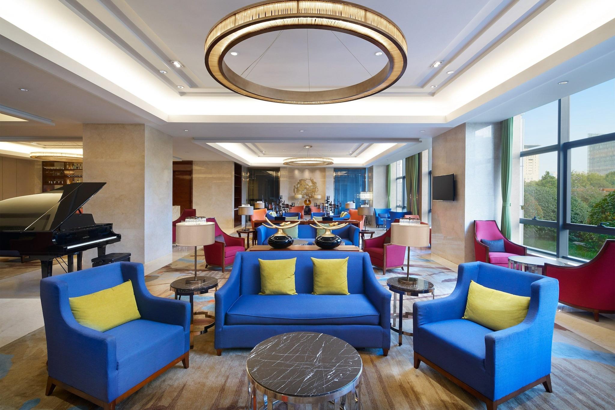 Aloft Zhengzhou Zhengdong New District 44/66