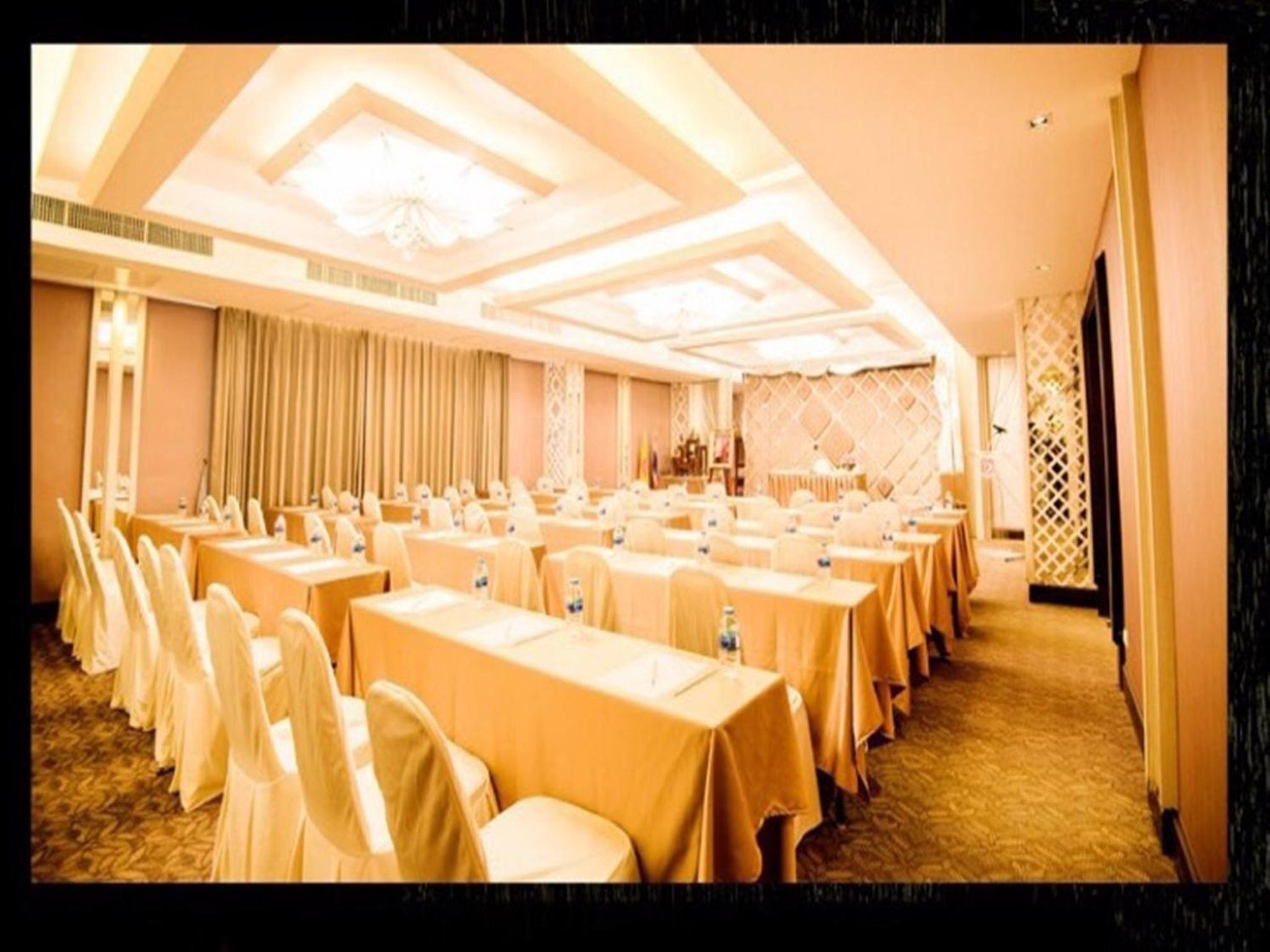 Vassana Design Hotel 28/35