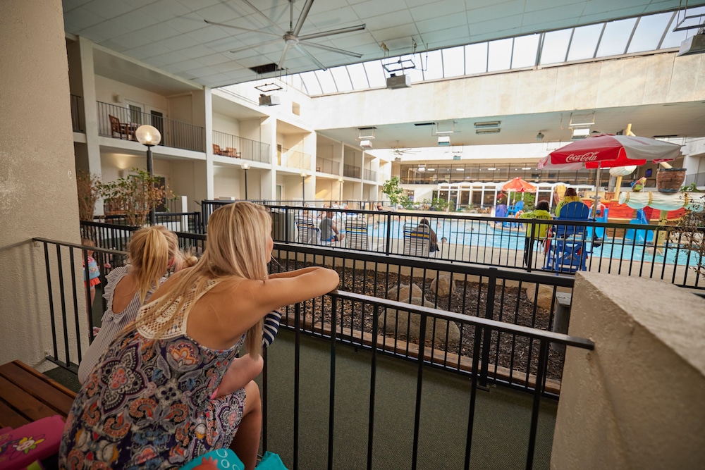 Adventureland Inn 21/27