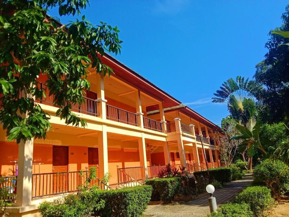 Kaibae Hut Resort 3/66