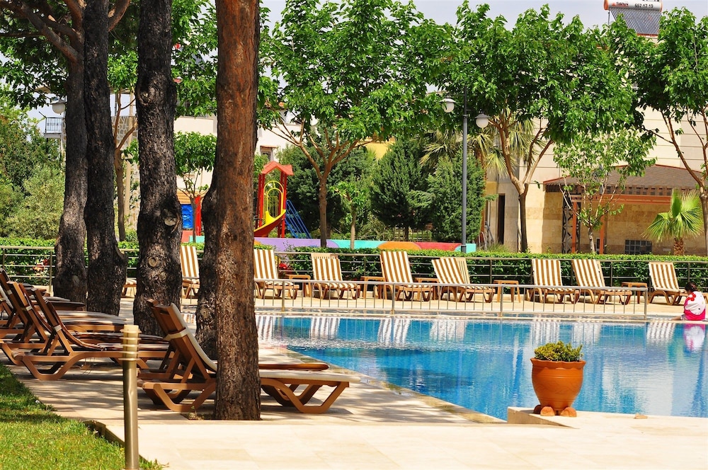 Akbulut Hotel 38/50