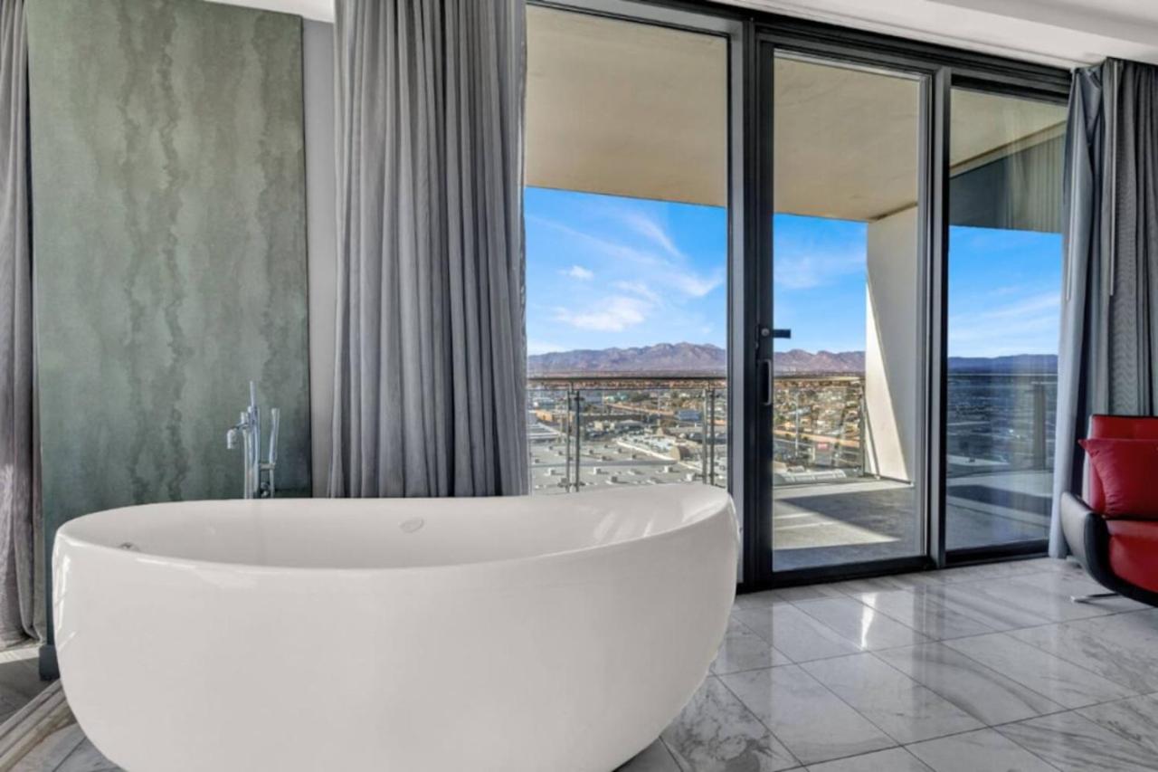 The Adele Palazzo Suite at Palms Place 12/23