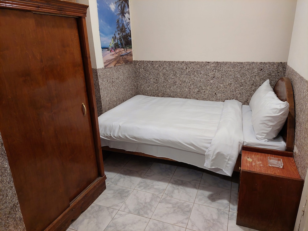 Canary Hotel 18/50